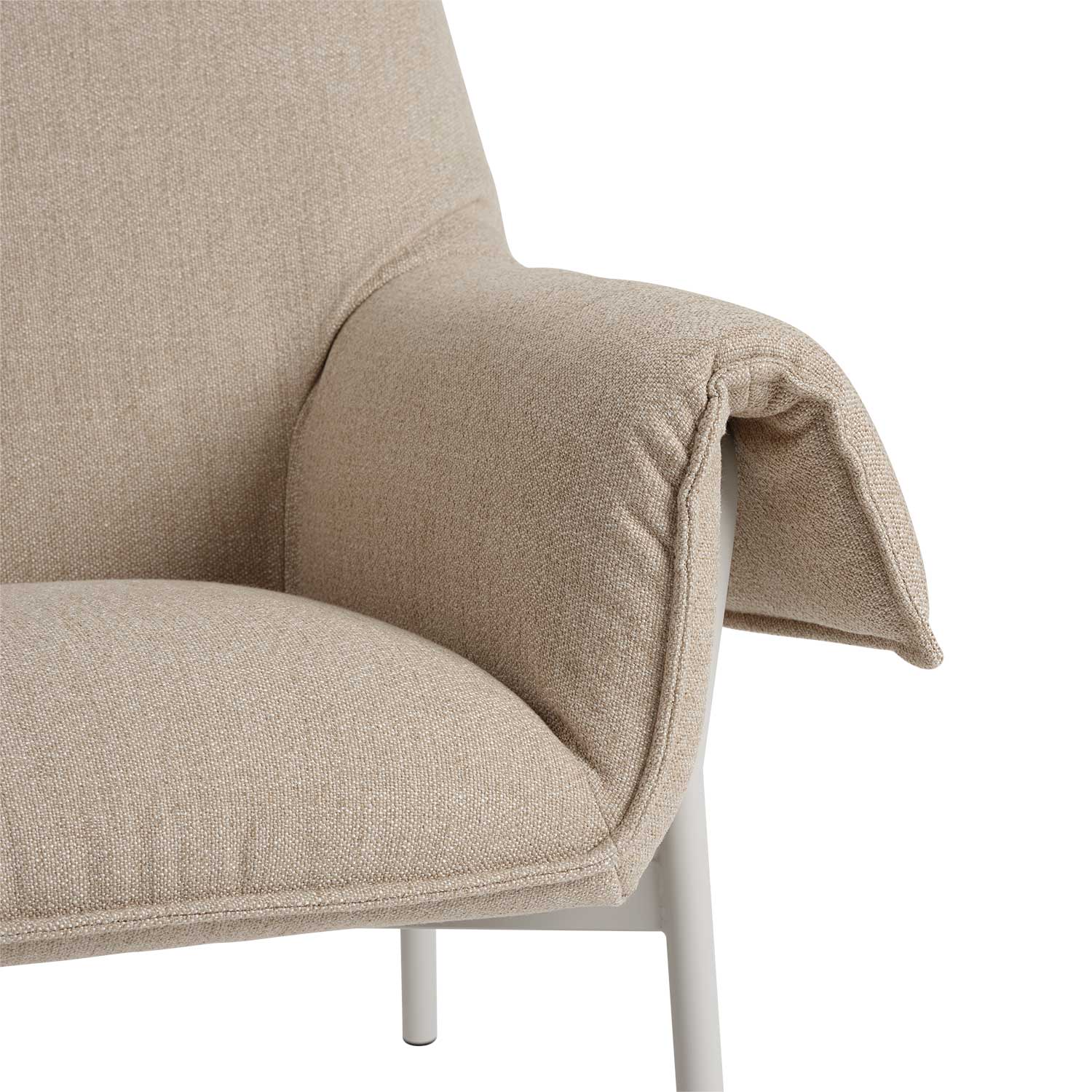 muuto wrap lounge chair grey ecriture 240 detail 89536