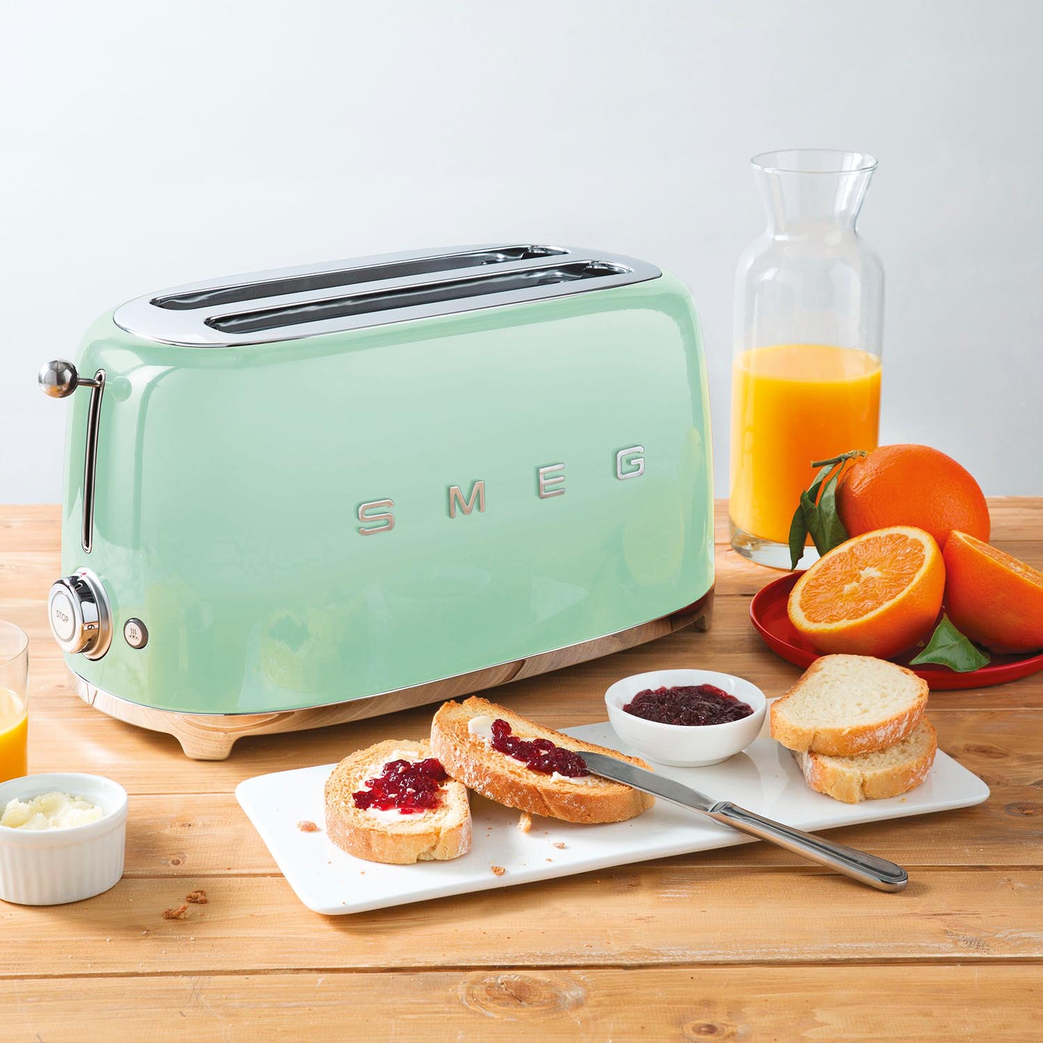 Fruehstueck TSF02 4 Scheiben Toaster SMEG