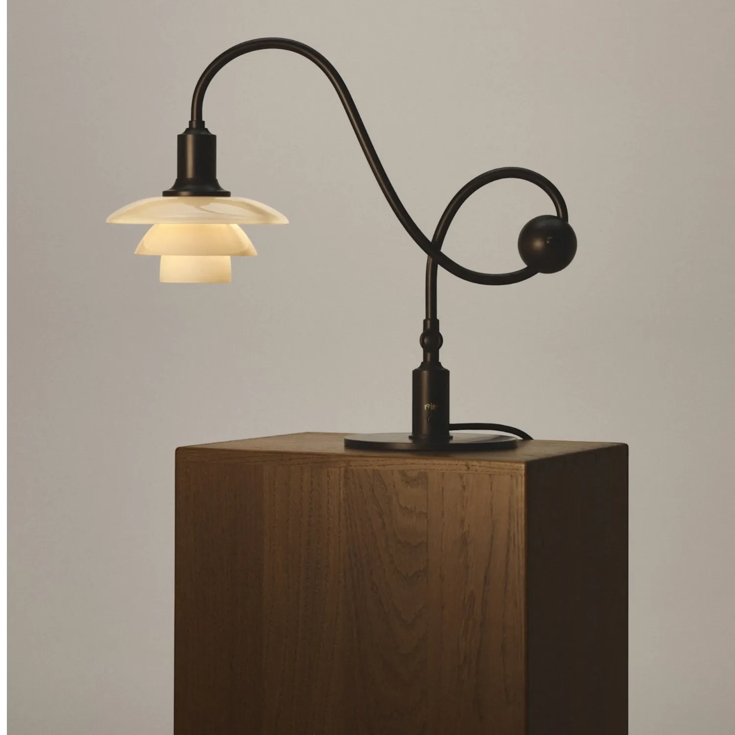 Louis Poulsen - PH 1/1 Piano Tischlampe Limited Edition