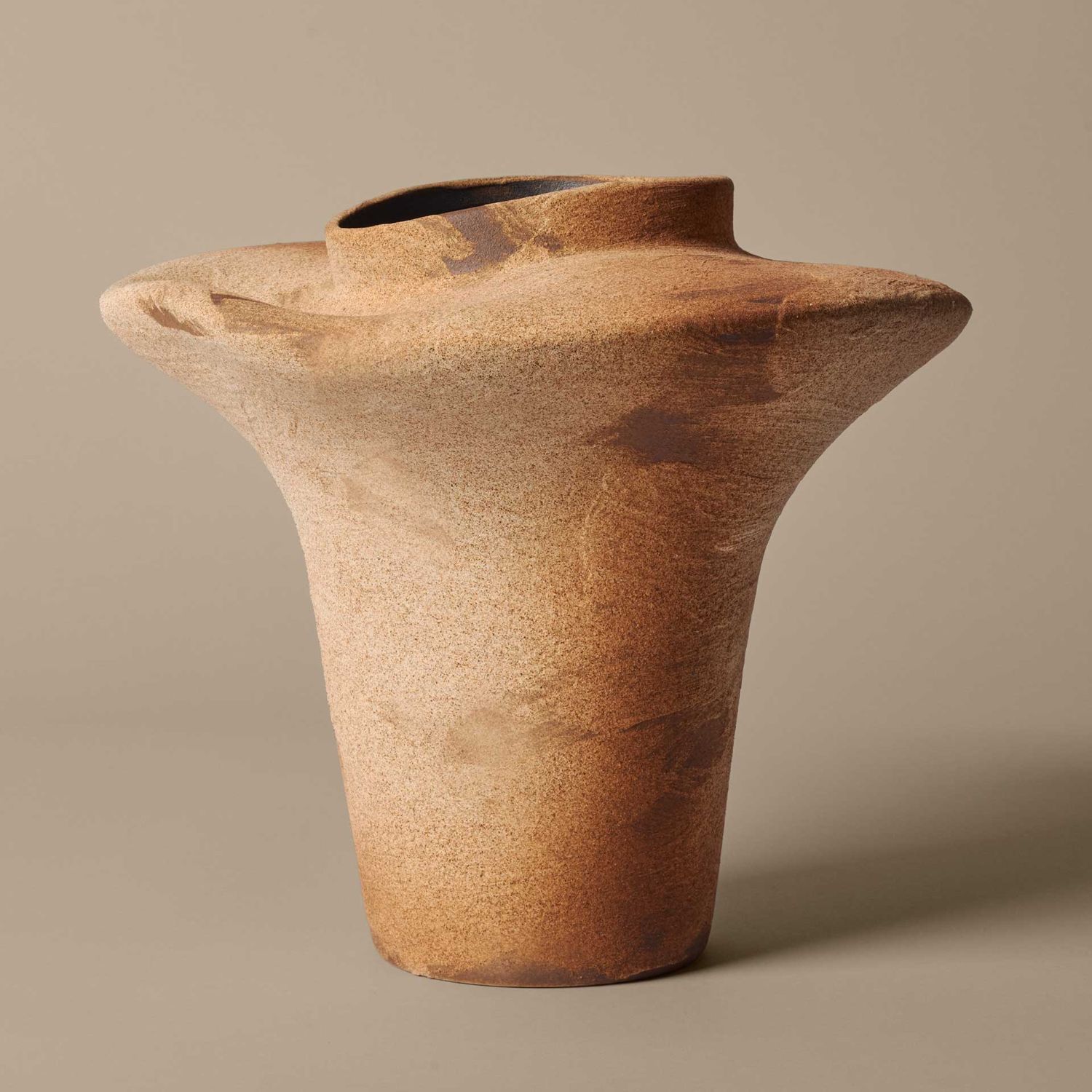 Ferm Living - Evio Vase H 35 cm burnt umber