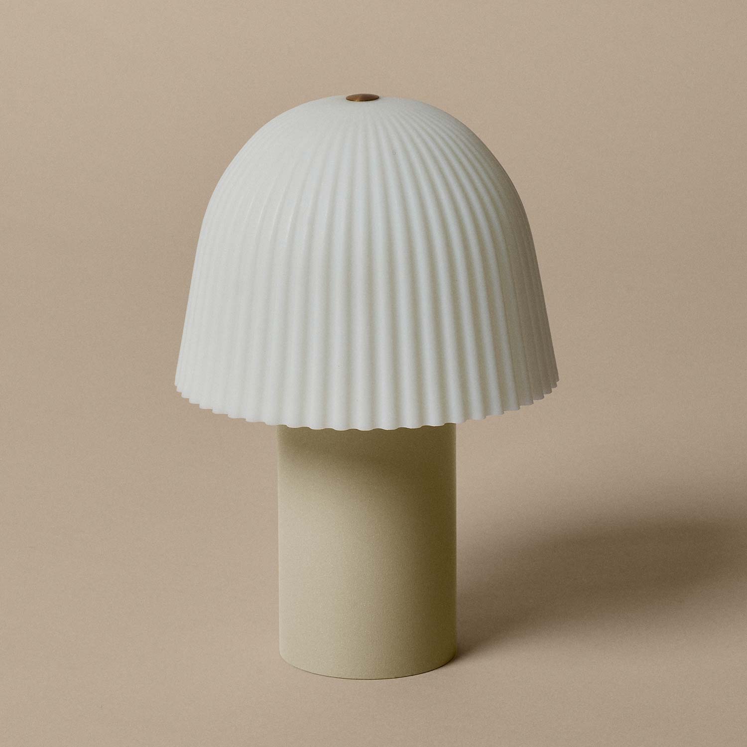 Ferm Living - Frill tragbare Leuchte rose/white