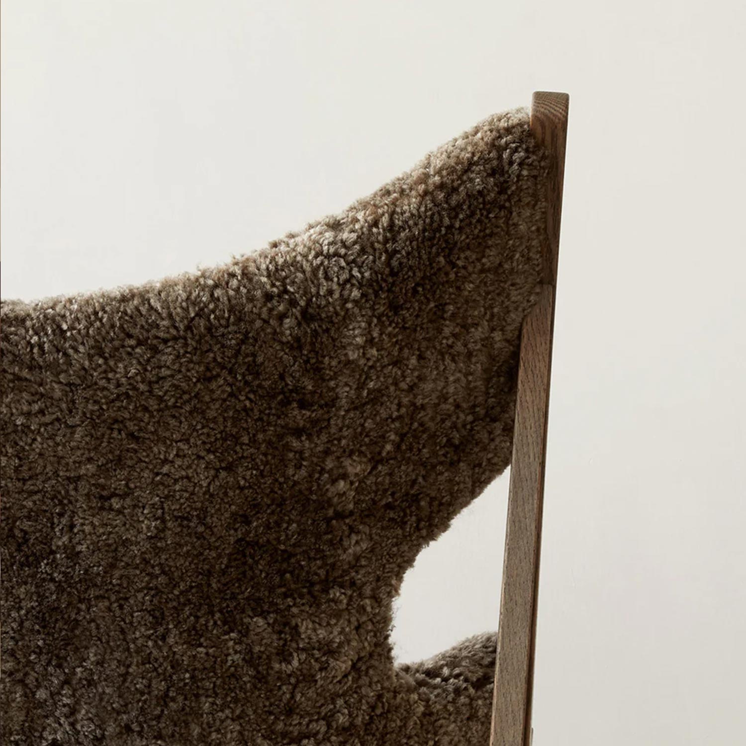 Audo - Knitting Lounge Chair dark stained oak/root