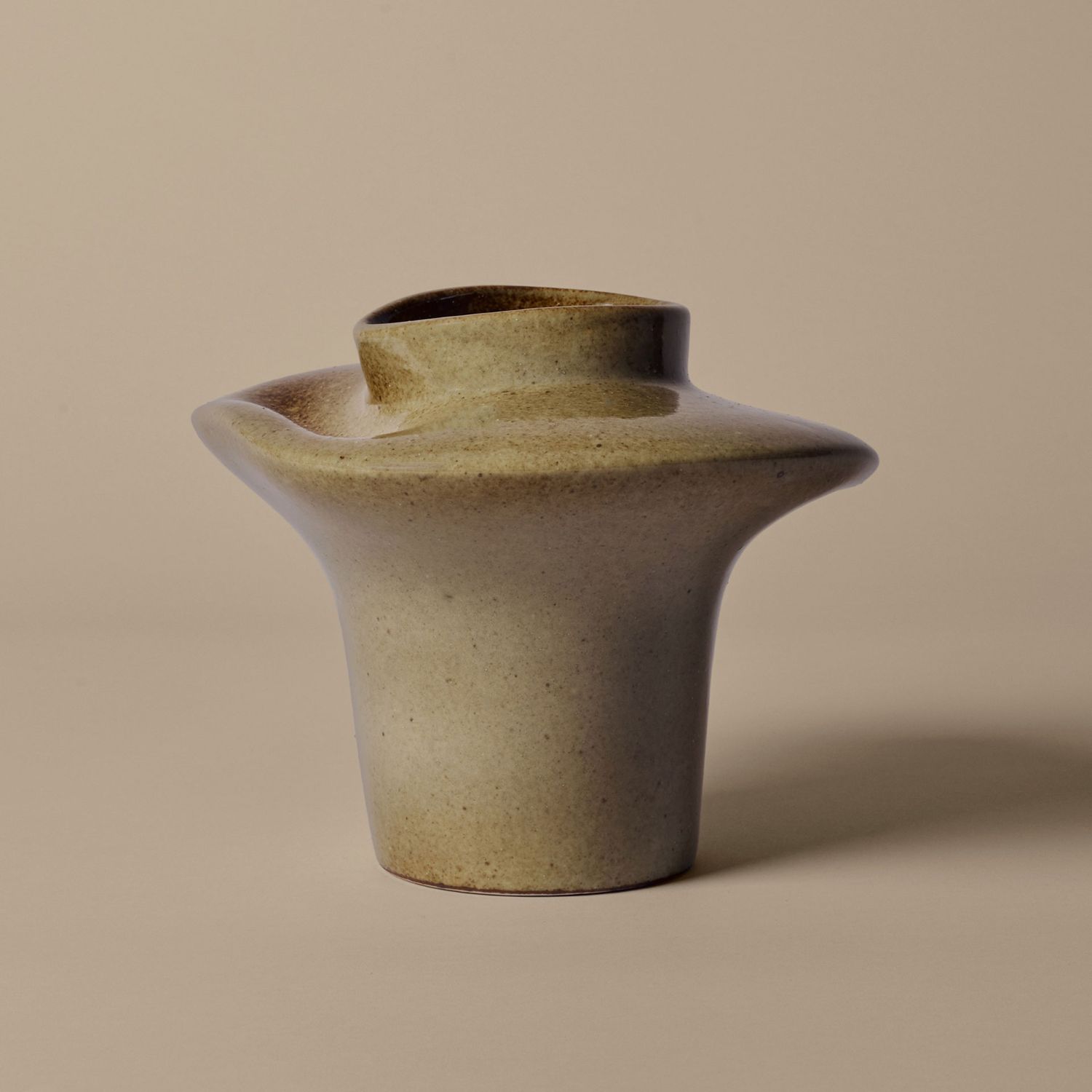 Ferm Living - Evio Vase H 22 cm elm green