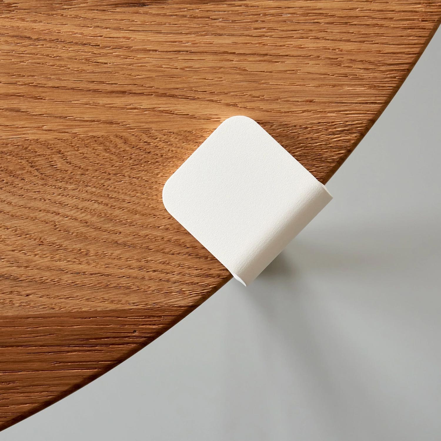 Tiptoe - Couchtisch rund Ø 80 cm recycelt weiß-creme