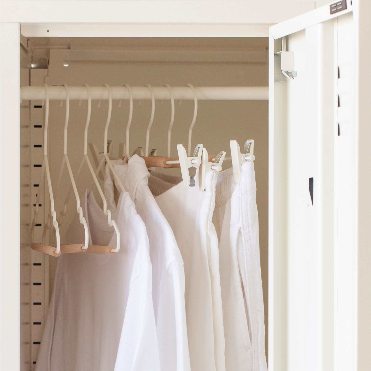 mustard made adult top hangers kleiderbuegel white kleiderschrank 96471