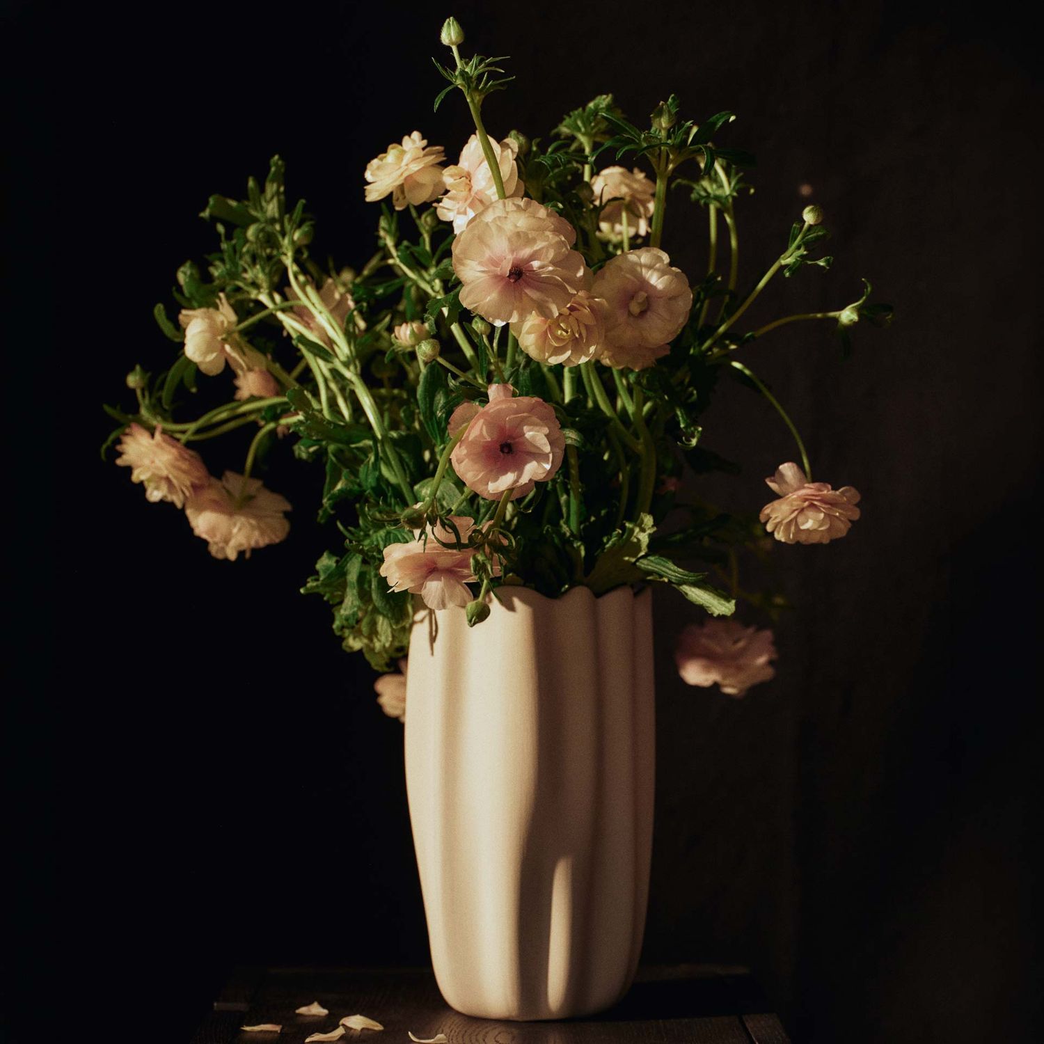 Ferm Living - Nium Vase H 23 cm off-white